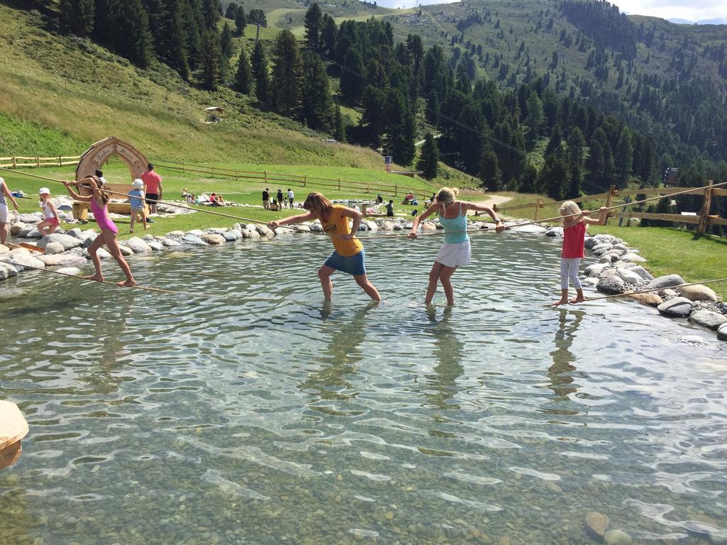 Apart Ferienraich Arzl im Pitztal Exterior photo